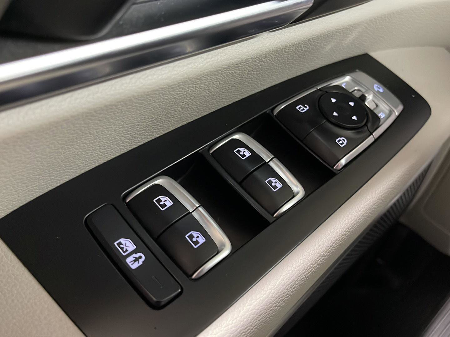 Used 2022 Kia Telluride EX w/ EX Premium Package image 15