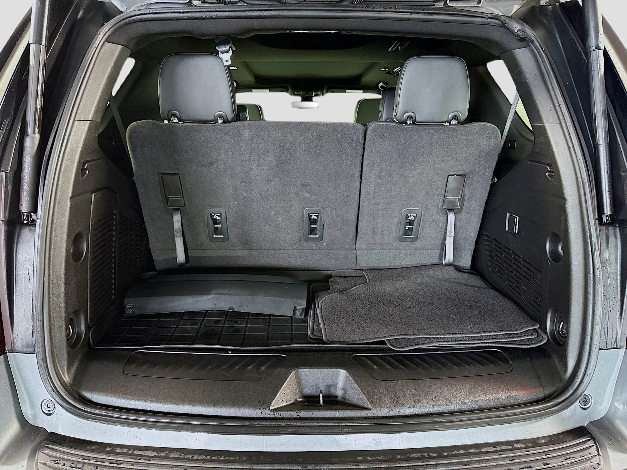 Used 2022 GMC Yukon SLT AWD/4WD image 28