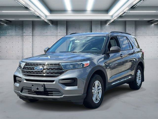 Used 2023 Ford Explorer XLT AWD/4WD image 22