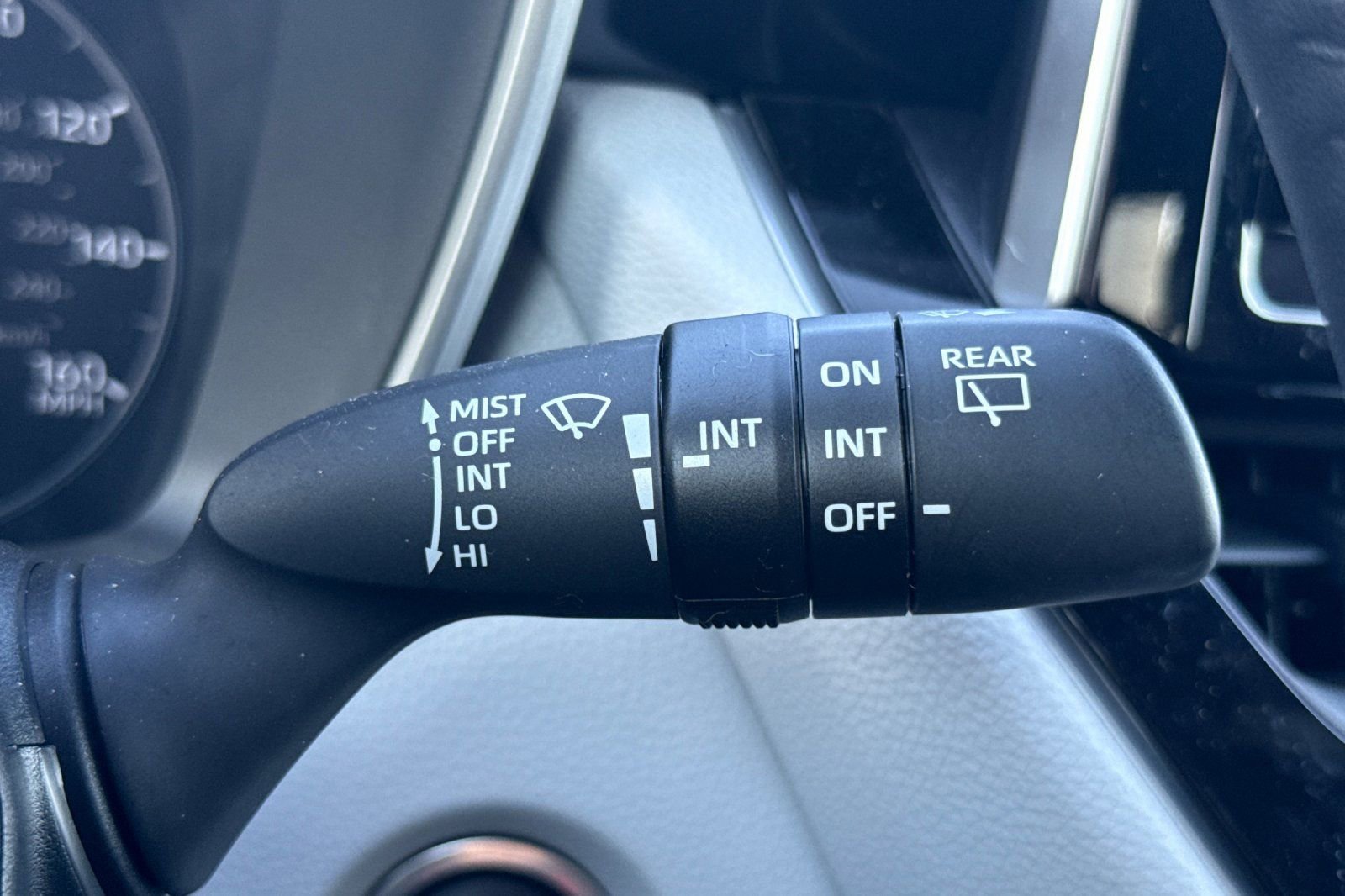 Used 2025 Toyota Corolla SE image 37