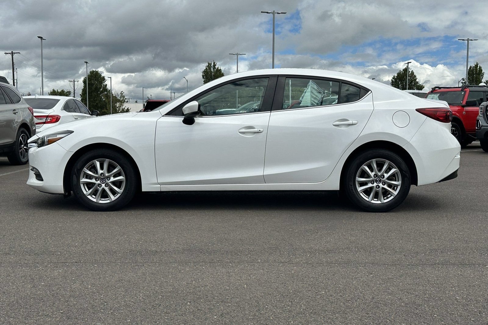 Used 2018 MAZDA MAZDA3 Sport w/ Preferred Equipment Package FWD image 7