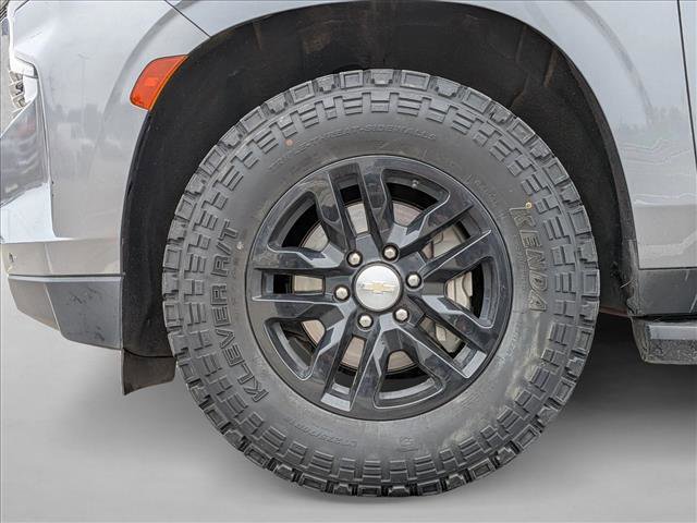 Used 2022 Chevrolet Suburban LT AWD/4WD image 24