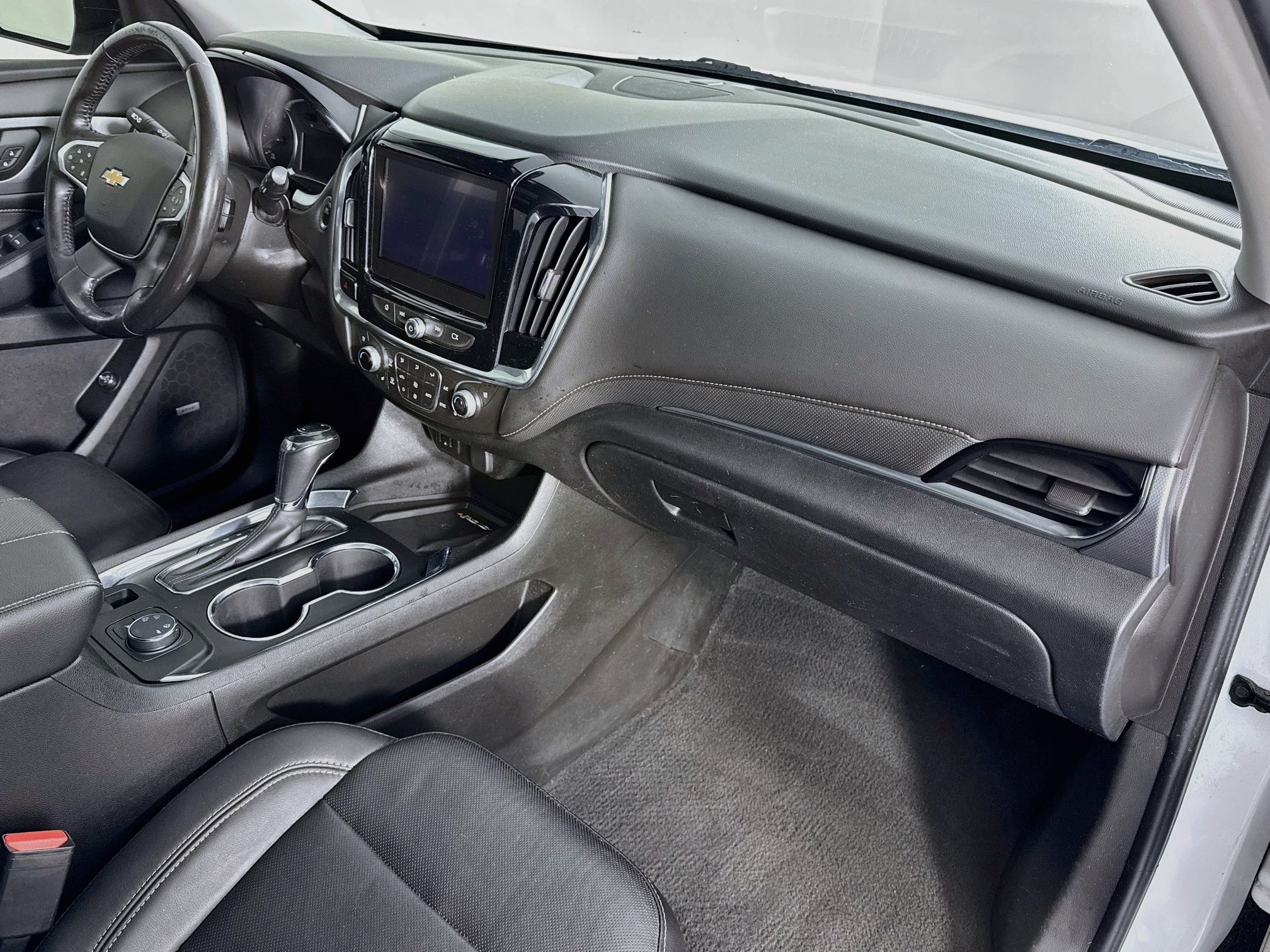 Used 2018 Chevrolet Traverse Premier w/ Redline Edition AWD/4WD image 32