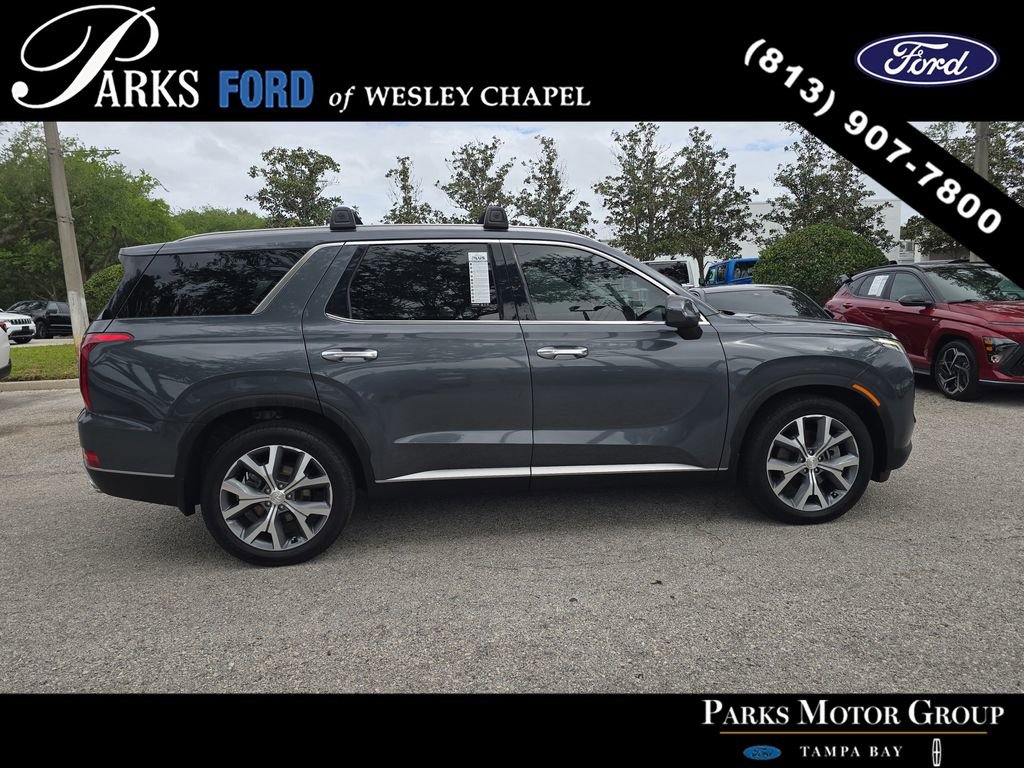 Used 2021 Hyundai Palisade SEL w/ Premium Package FWD image 3