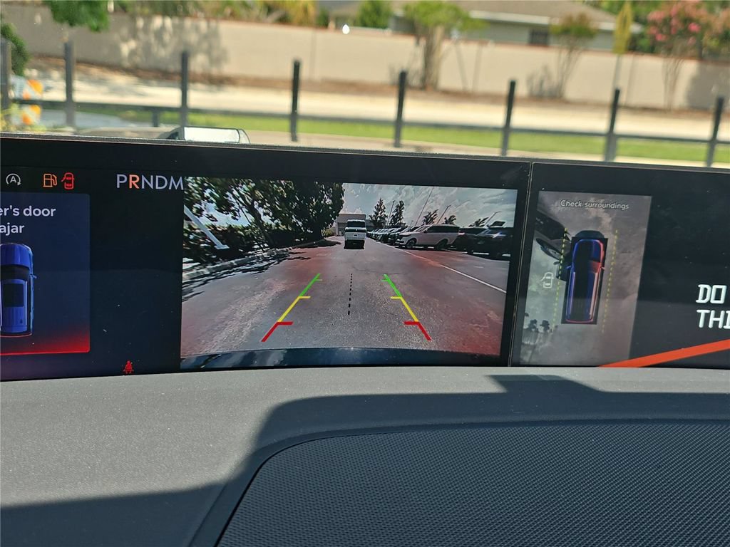 New 2027 Lincoln Navigator Premiere RWD image 24