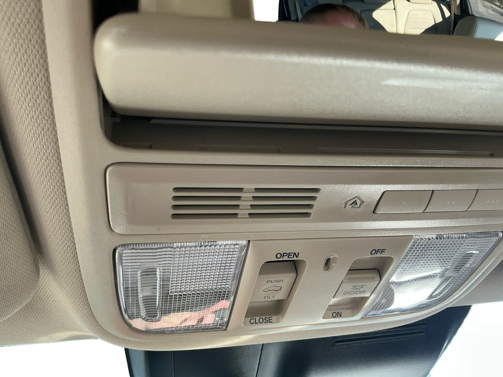 Used 2021 Honda CR-V EX-L image 17