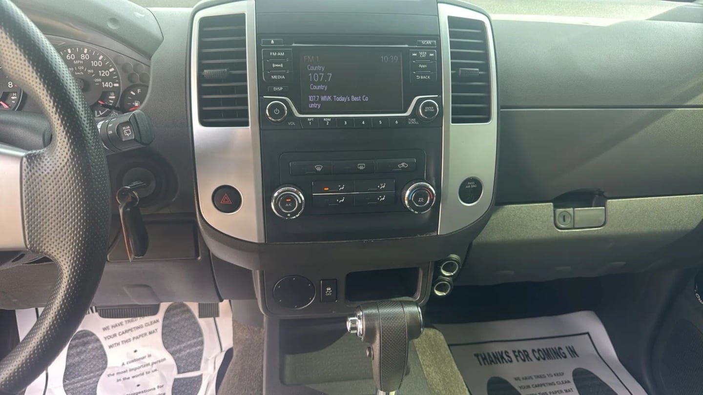 Used 2015 Nissan Xterra S RWD image 16
