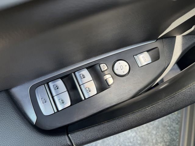 Used 2022 BMW X3 sDrive30i w/ Convenience Package image 11