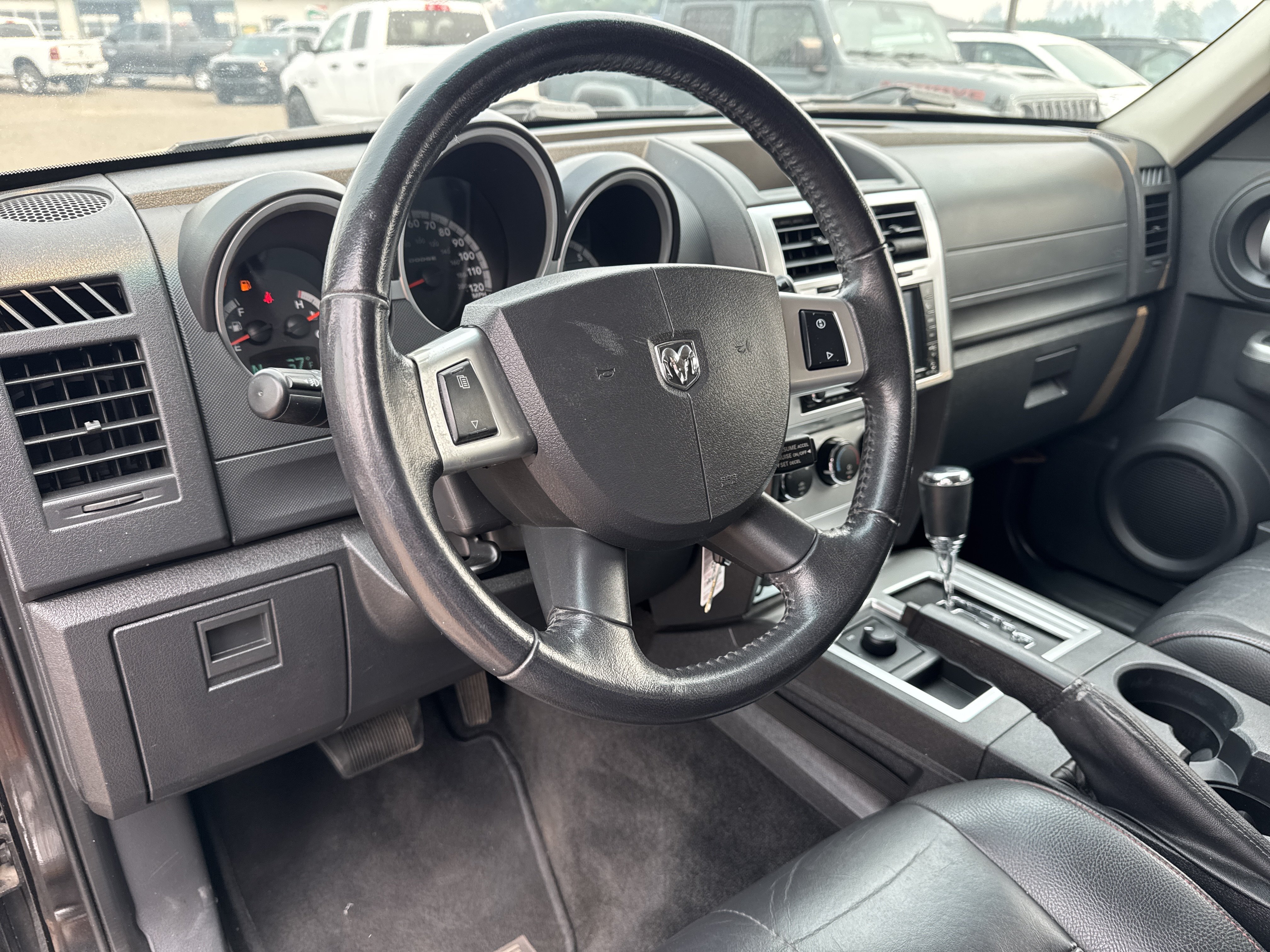 Used 2008 Dodge Nitro R/T AWD/4WD image 10