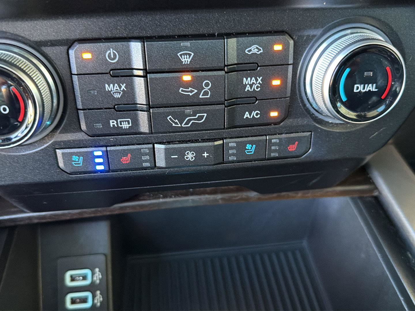 Used 2018 Ford F150 Limited w/ Trailer Tow Package RWD image 29