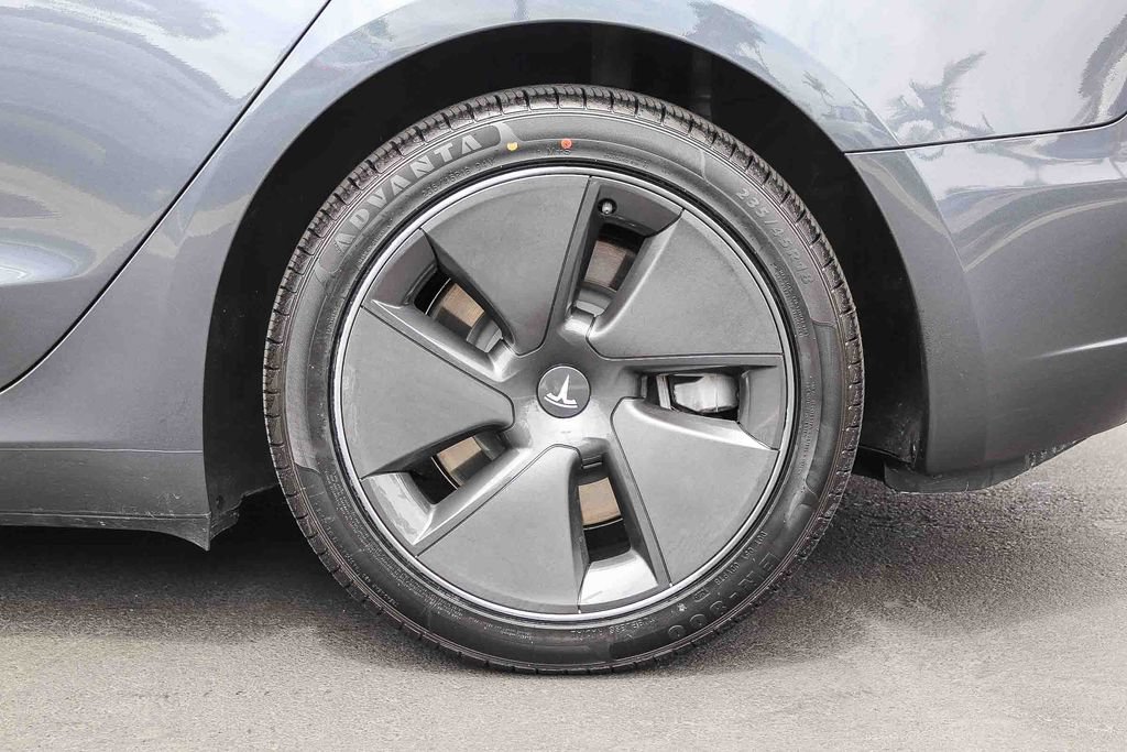 Used 2023 Tesla Model 3 Standard Range RWD image 12