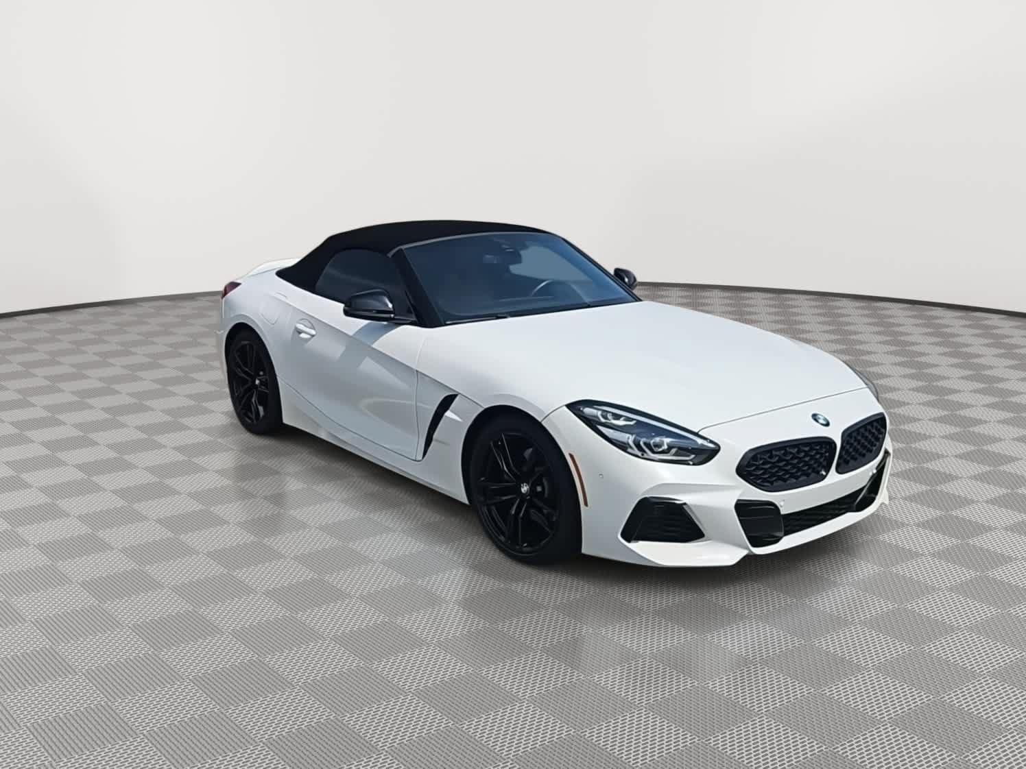 Used 2020 BMW Z4 sDrive30i w/ Executive Package RWD image 2