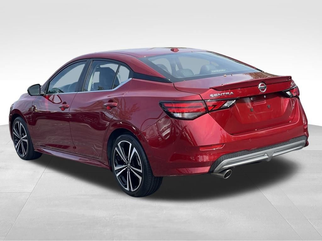 Certified 2022 Nissan Sentra SR FWD image 10