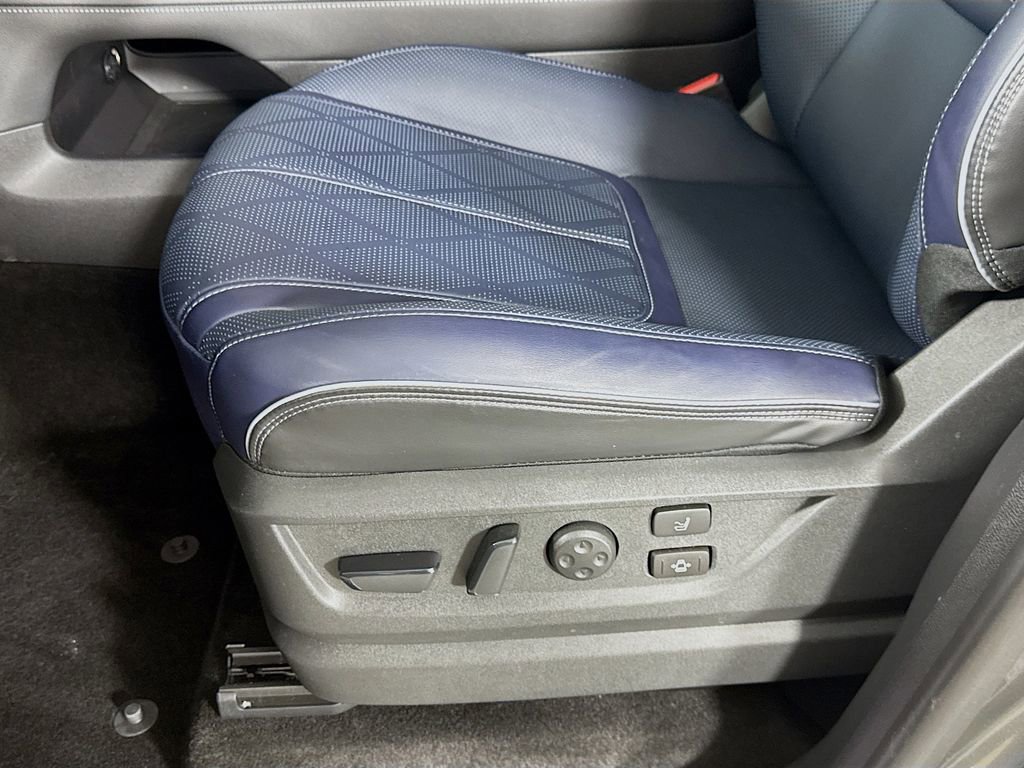 Certified 2026 INFINITI QX80 4WD w/ Sport Exterior Package image 25