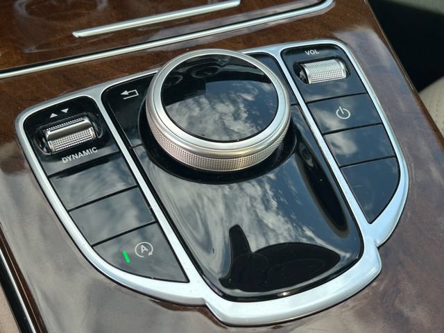 Used 2018 Mercedes-Benz C 300 4MATIC Sedan image 16
