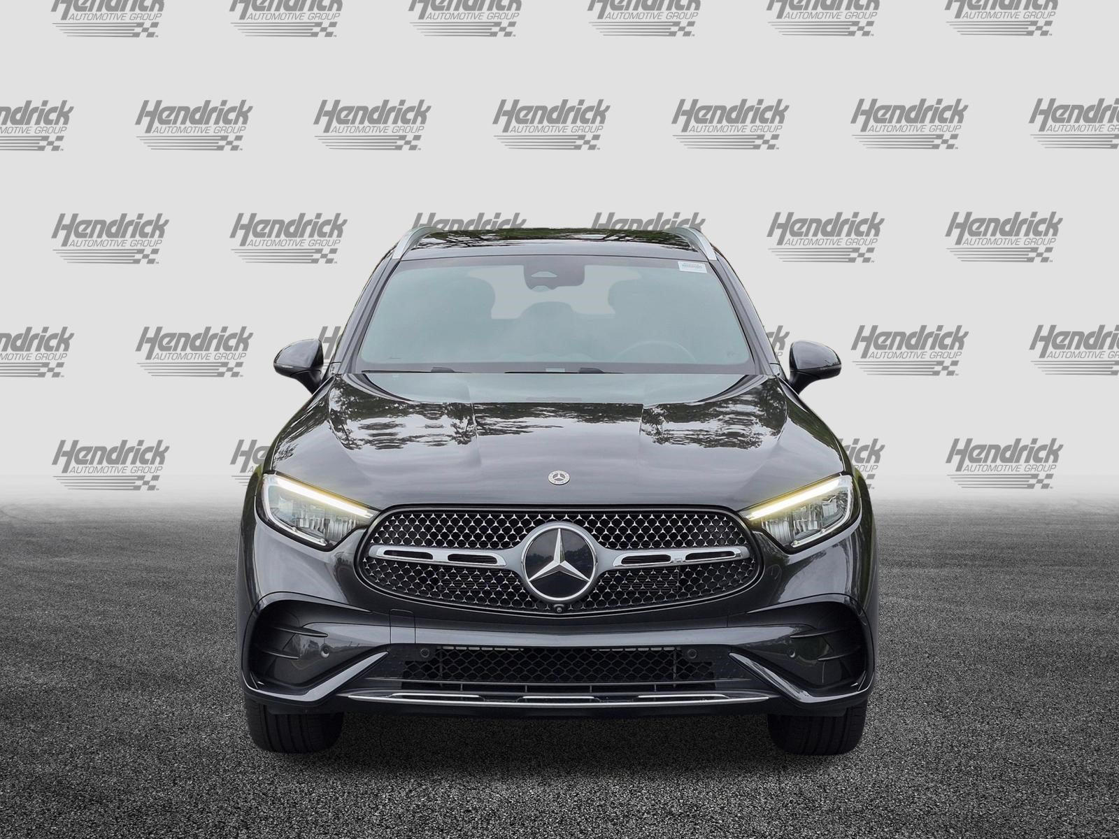 Certified 2025 Mercedes-Benz GLC 300 4MATIC image 3