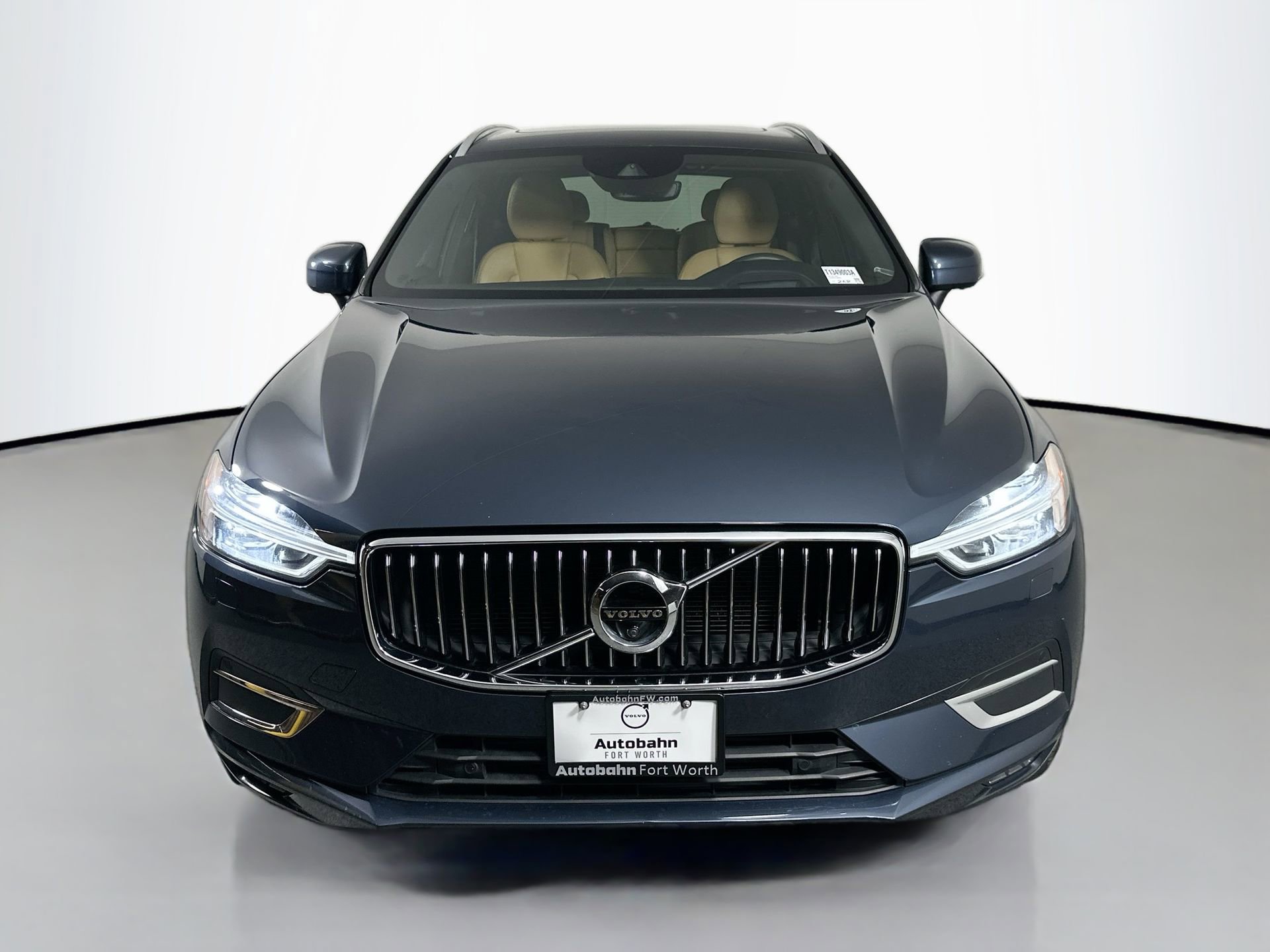 Used 2020 Volvo XC60 T5 Inscription image 2