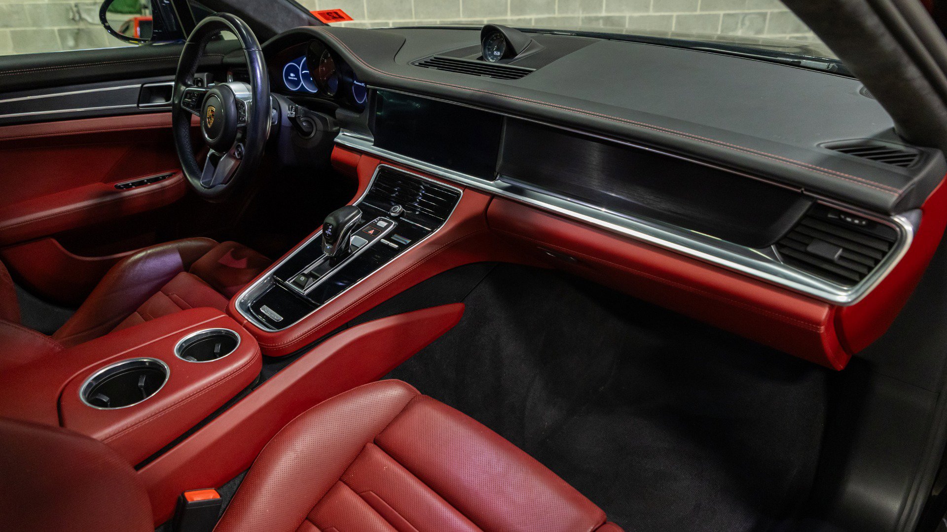 Used 2020 Porsche Panamera GTS image 50