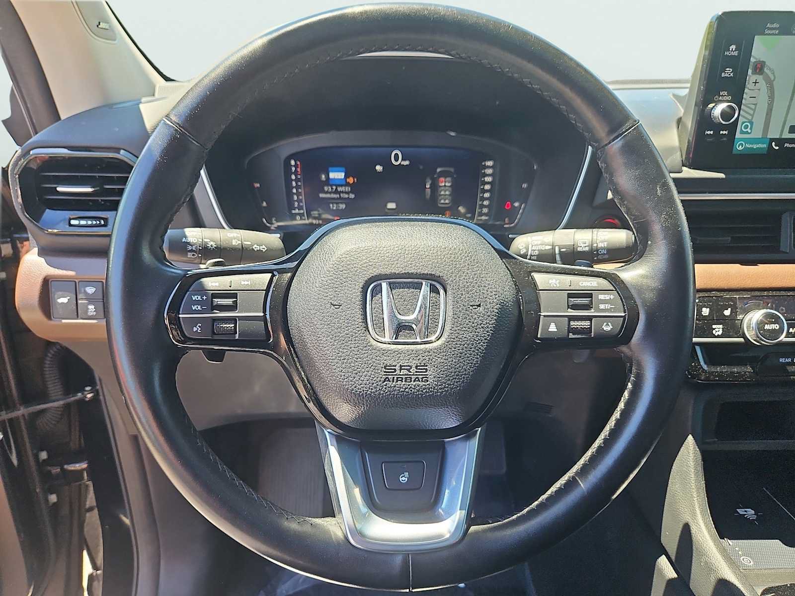 Certified 2023 Honda Pilot Elite image 32