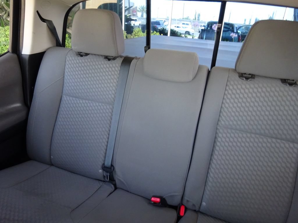 Used 2021 Toyota Tacoma SR5 RWD image 16