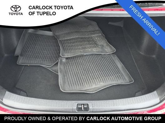 Used 2025 Toyota Corolla SE image 10