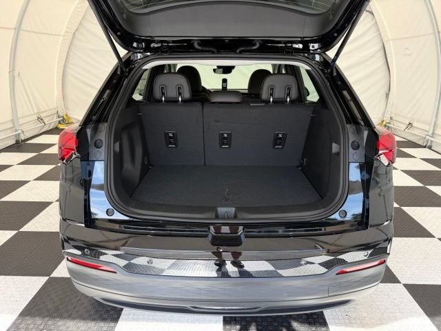 New 2027 Chevrolet Bolt RS w/ Super Cruise Package FWD image 4