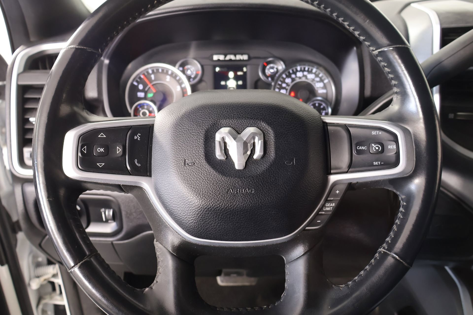 Used 2024 RAM 2500 Big Horn w/ Off Road Package image 3