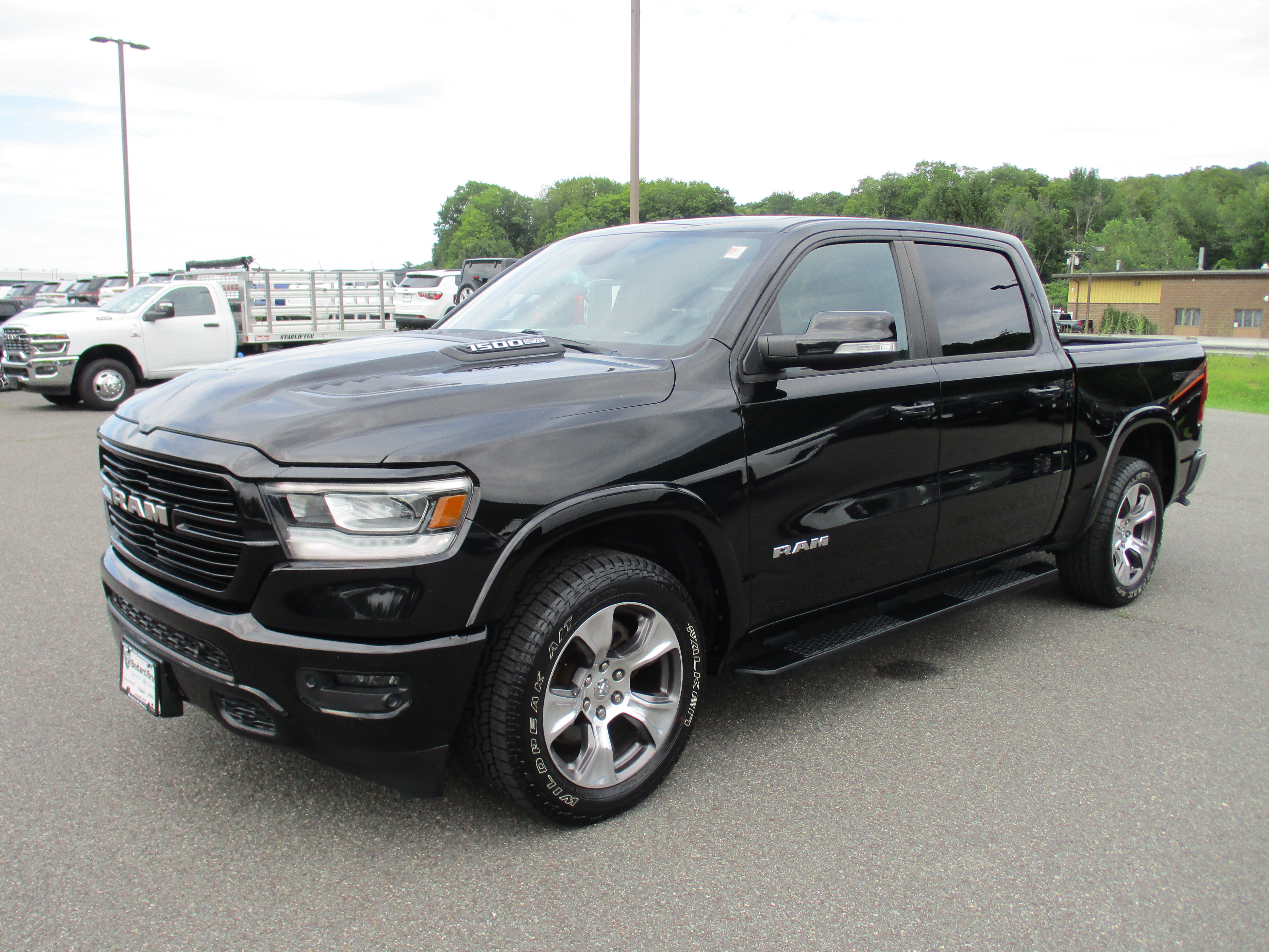 Used 2020 RAM 1500 Laramie AWD/4WD image 1