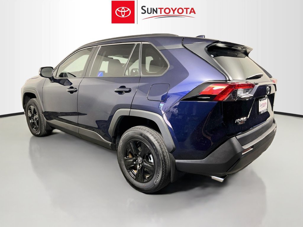 Used 2025 Toyota RAV4 XLE w/ Convenience Package FWD image 5