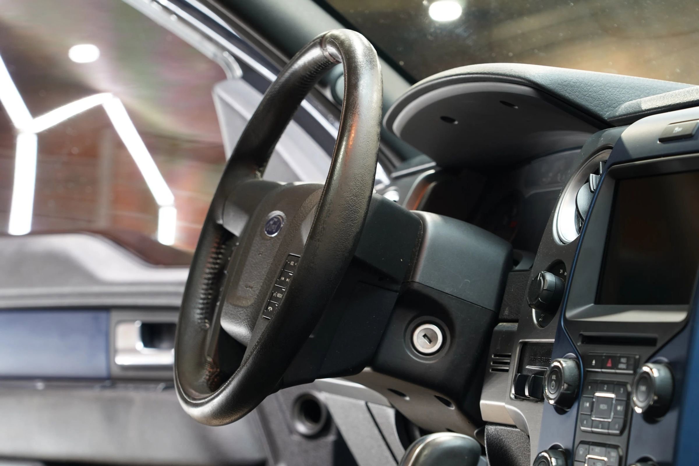Used 2013 Ford F150 Raptor w/ Luxury Equipment Group AWD/4WD image 44