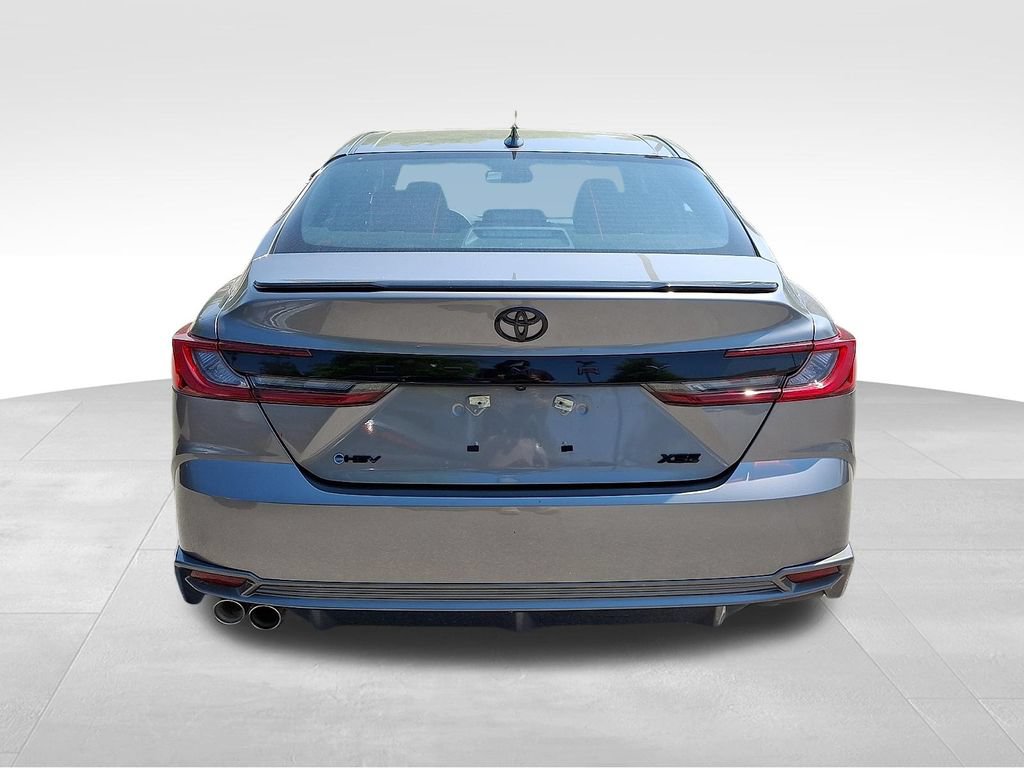 Used 2025 Toyota Camry XSE FWD image 5