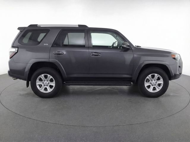 Used 2020 Toyota 4Runner SR5 Premium w/ Moonroof Package image 8