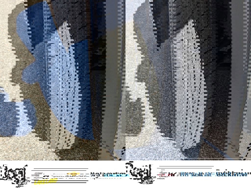 Used 2019 Chevrolet Traverse LT image 34