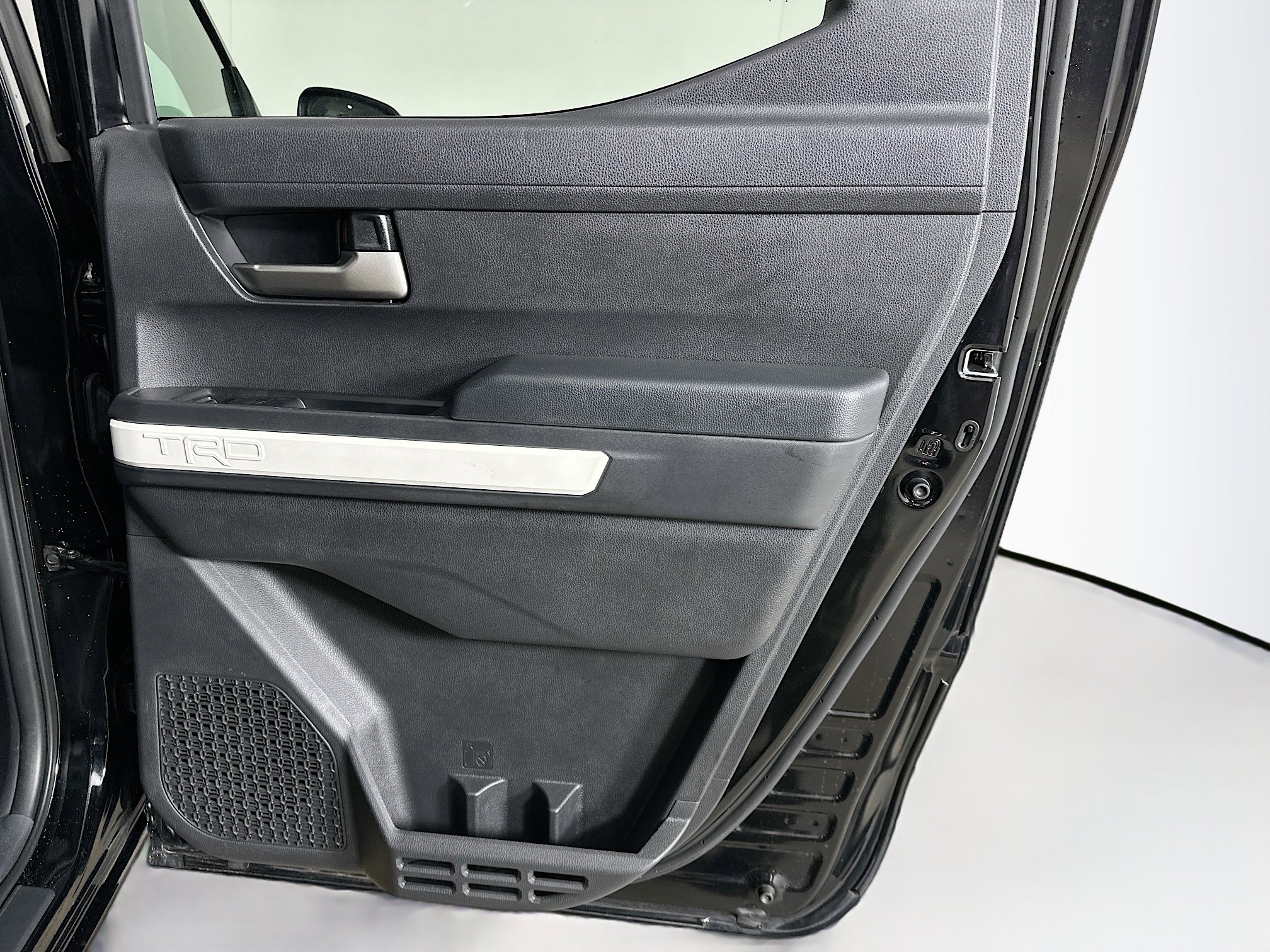 Used 2024 Toyota Tacoma TRD Off-Road image 28
