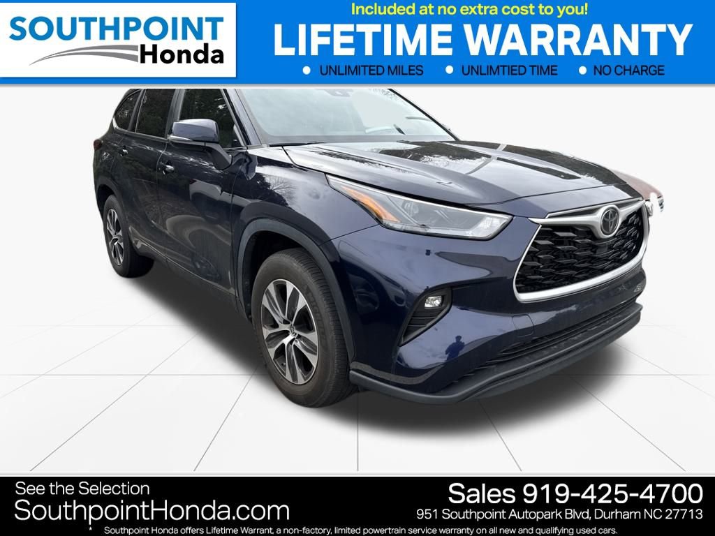 Used 2023 Toyota Highlander XLE