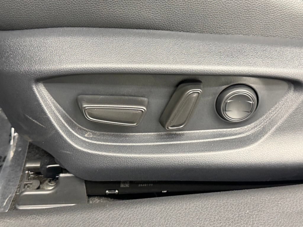 Used 2026 Toyota Camry SE FWD image 23