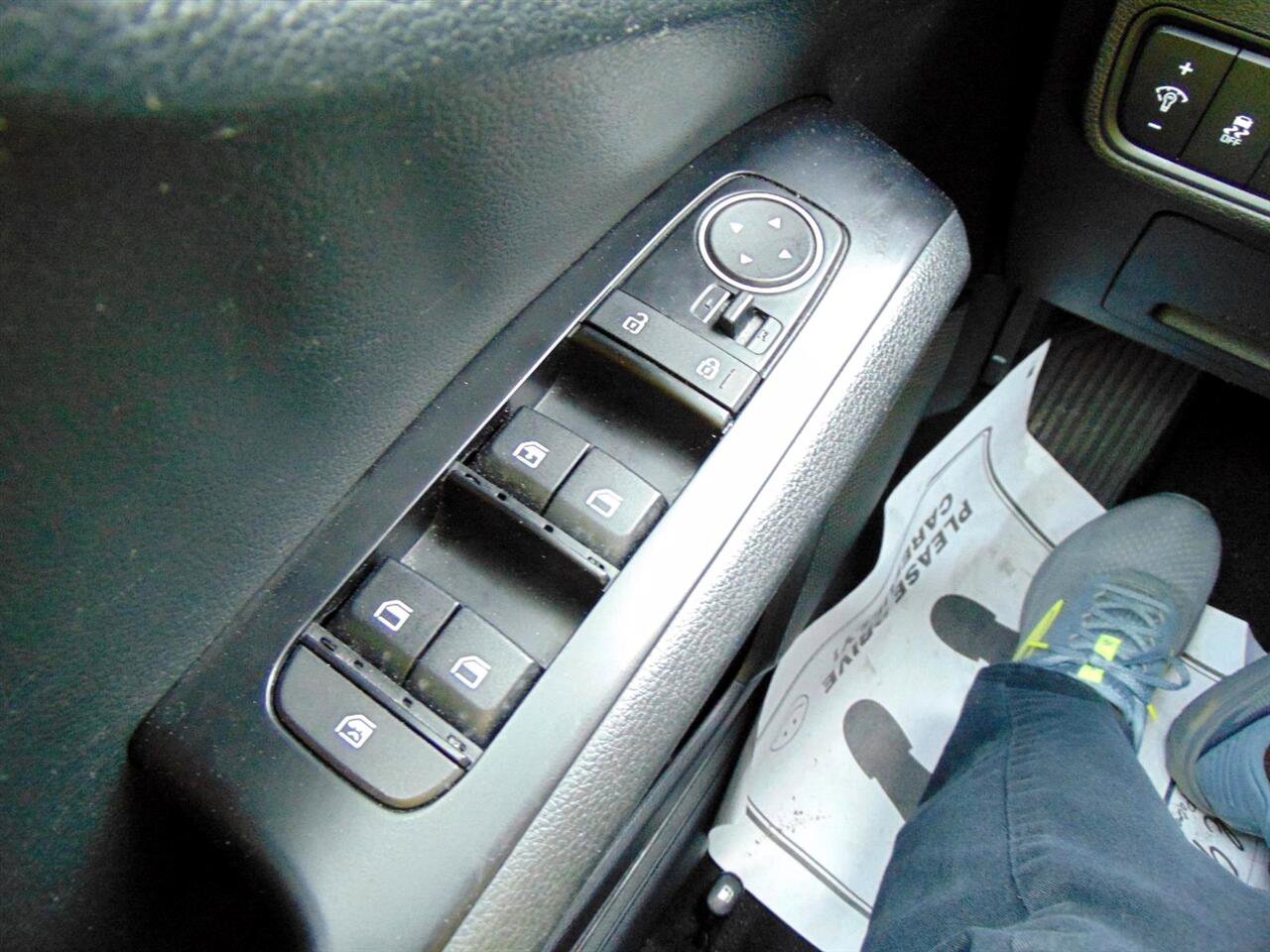 Used 2024 Kia Soul LX w/ Option Group 015 image 30