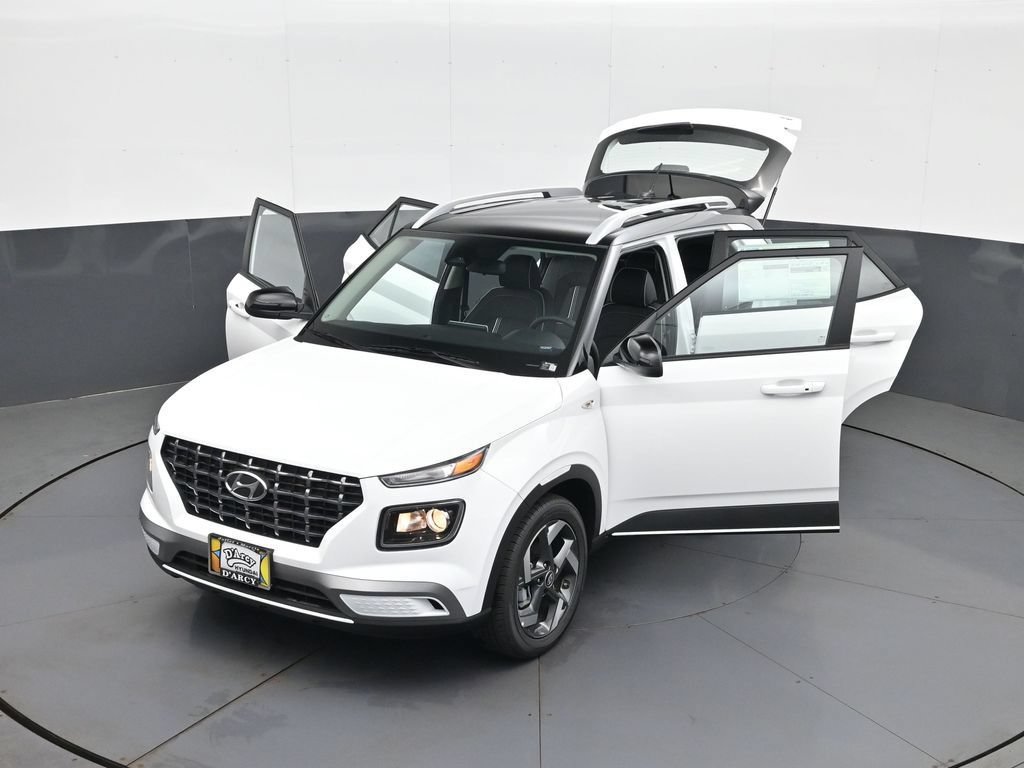 New 2026 Hyundai Venue SEL FWD image 30