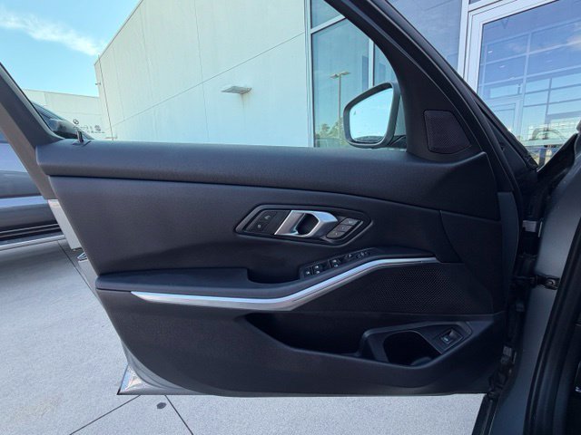 Used 2026 BMW 330i Sedan RWD image 21