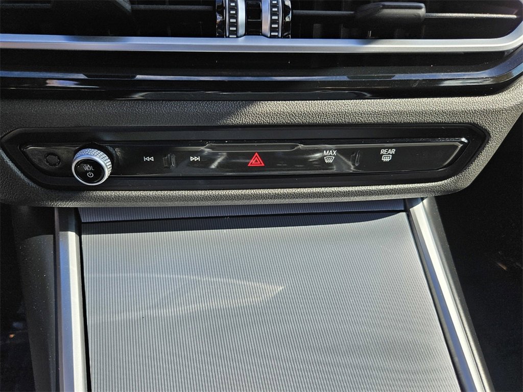 Used 2024 BMW 430i Convertible image 23