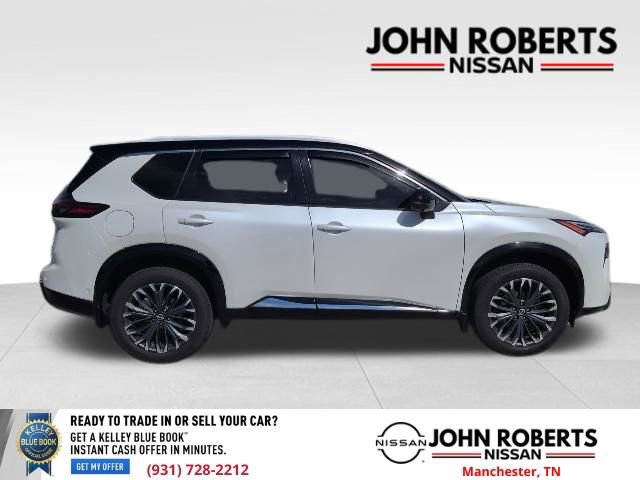 Used 2024 Nissan Rogue Platinum FWD image 10