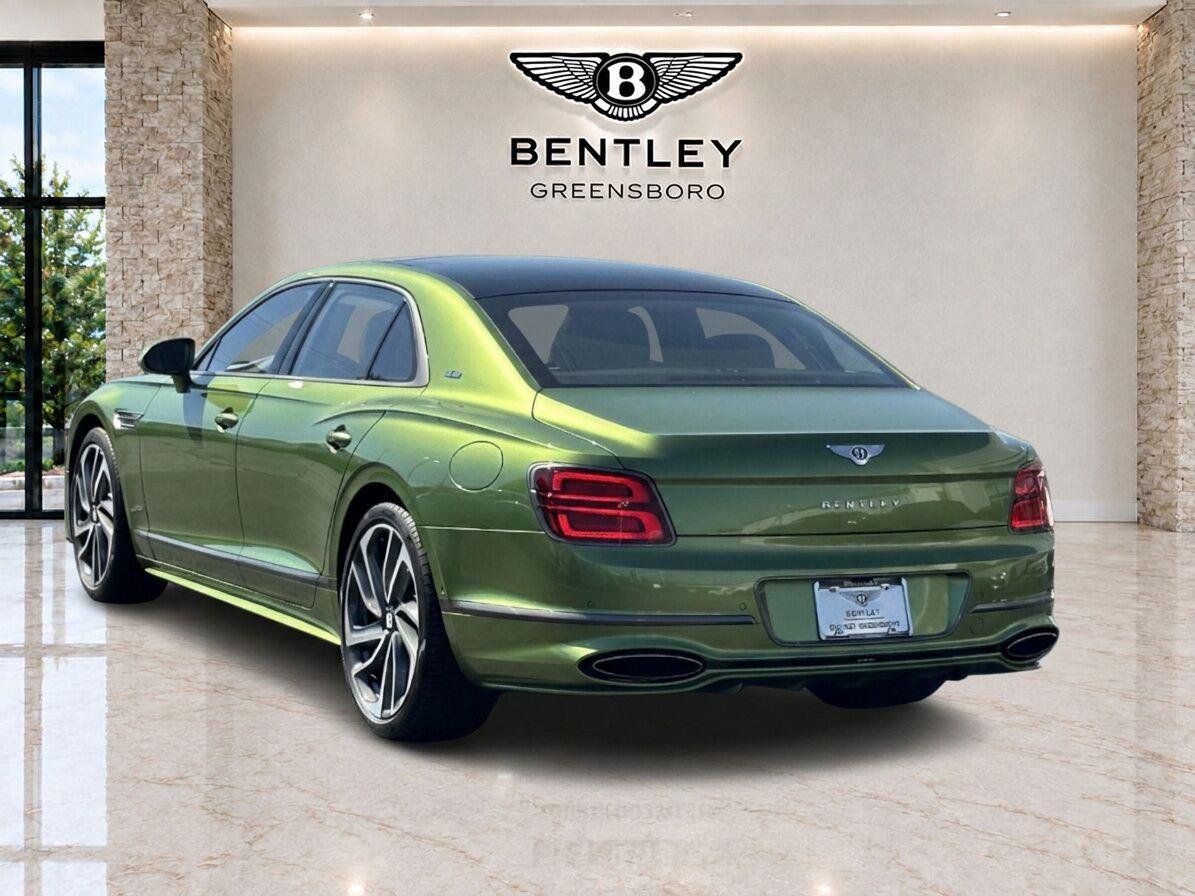 New 2025 Bentley Flying Spur Plug-In Hybrid AWD/4WD image 7