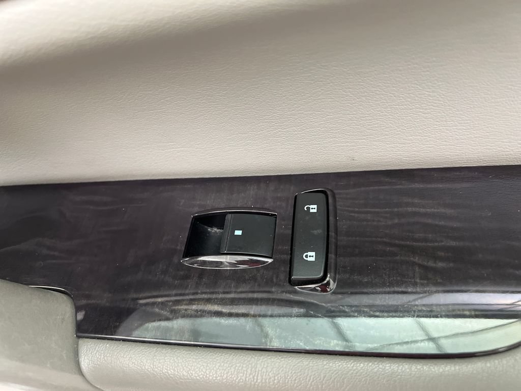 Used 2017 Buick Enclave Convenience FWD image 32