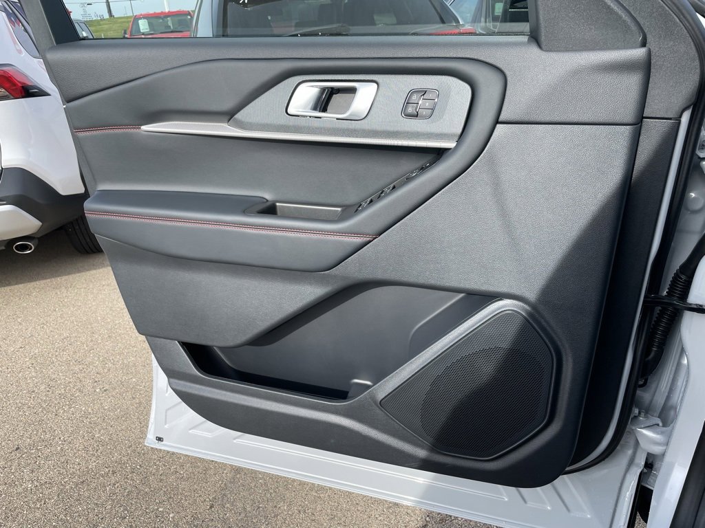 New 2026 Ford Explorer ST-Line w/ ST-Line Street Pack image 55
