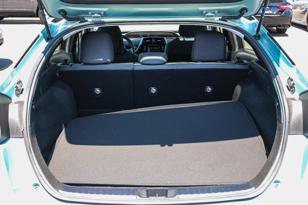 Used 2016 Toyota Prius Two FWD image 18