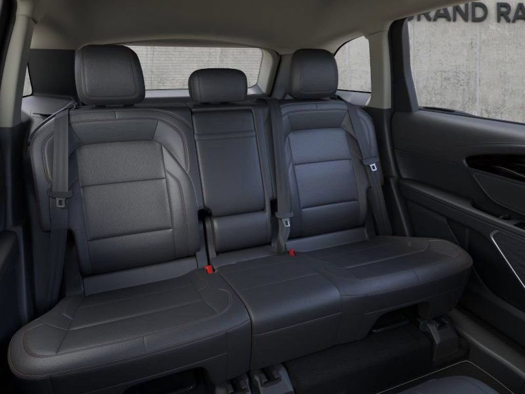 New 2026 Lincoln Nautilus Premier w/ Jet Appearance Package AWD/4WD image 11