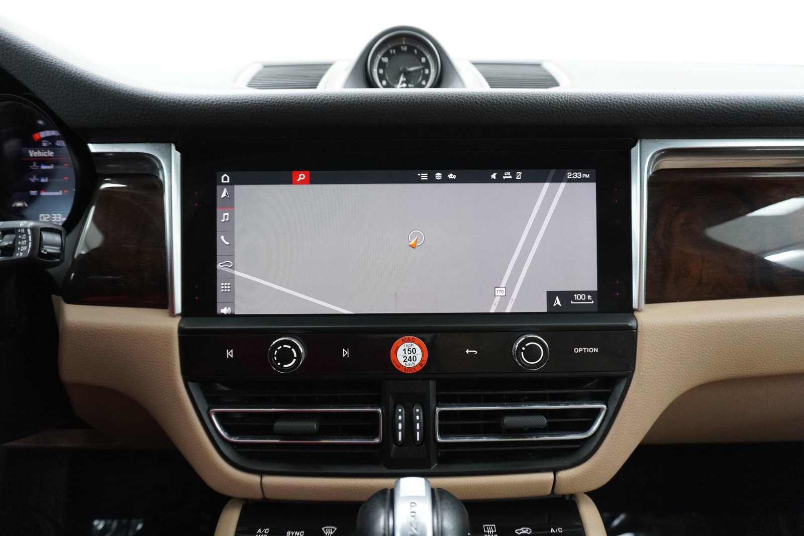 Certified 2023 Porsche Macan Turbo image 20