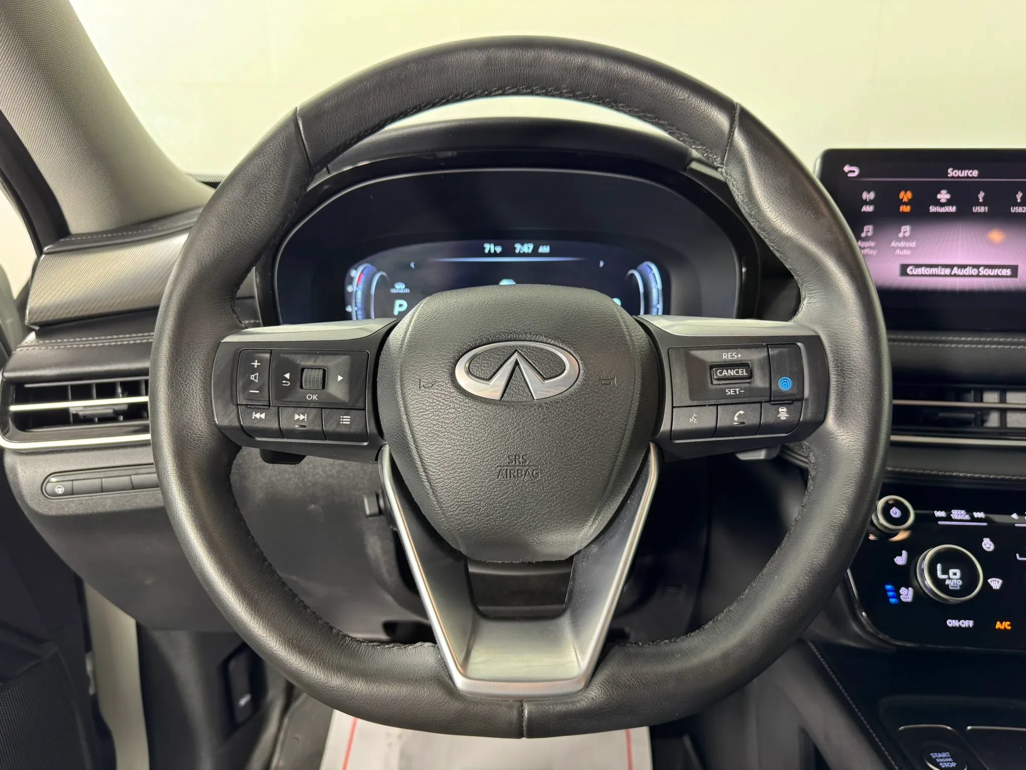 Used 2024 INFINITI QX60 Luxe AWD/4WD image 13