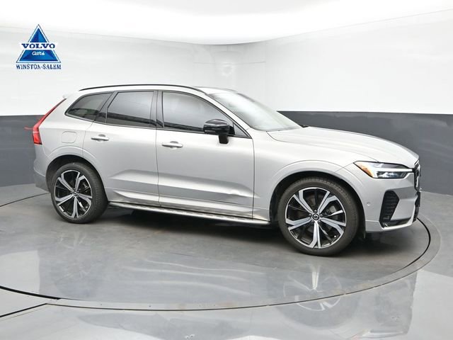Used 2023 Volvo XC60 B6 Ultimate w/ Protection Package Premier AWD/4WD image 1