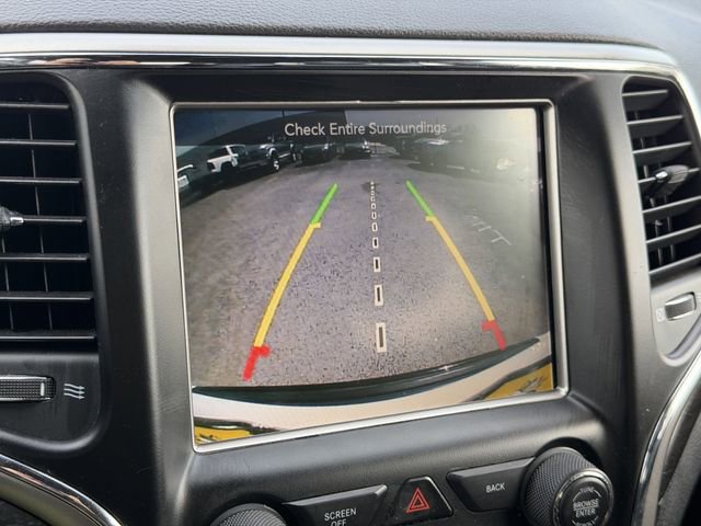 Used 2017 Jeep Grand Cherokee Altitude image 18